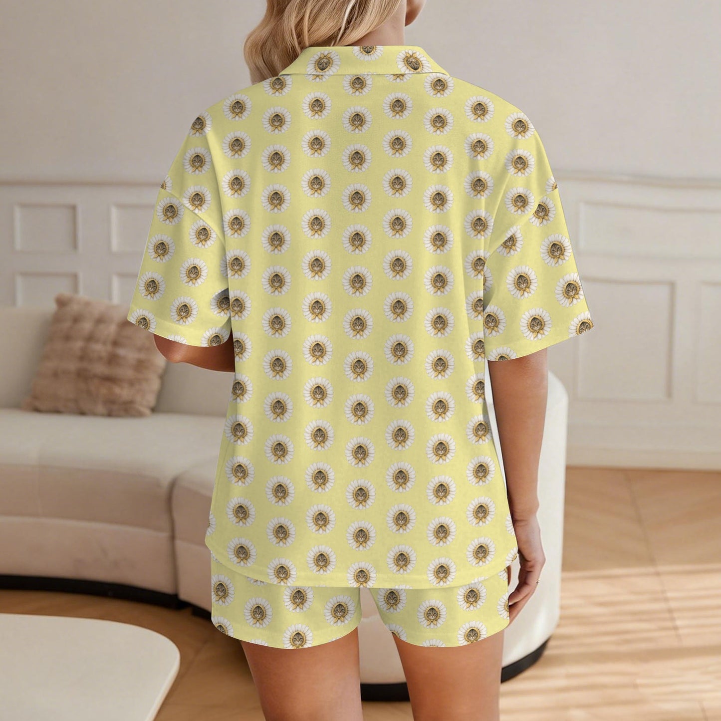 Babushka Cat Daisy Heads Women’s Two-Piece Pajama Set